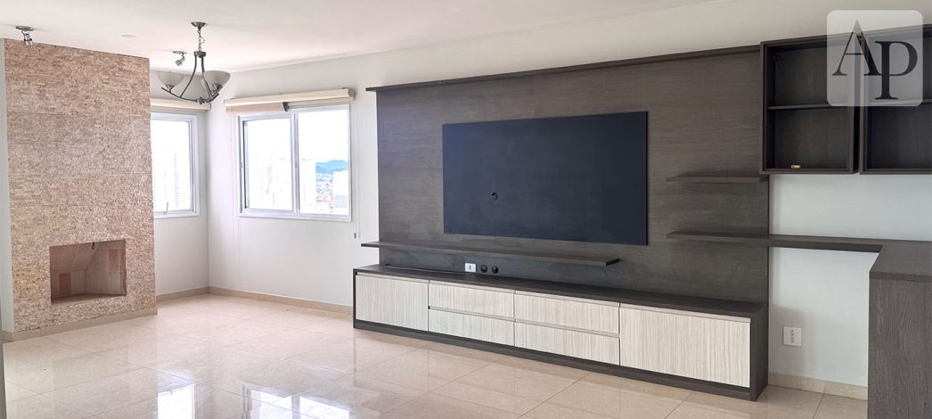 Sala ampla no Apto. Helbor Belvedere